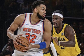 包含NBA总决赛国际比赛日走向成谜,纽约尼克斯调整名单,态度坚定,轮换策略成焦点的词条九游娱乐